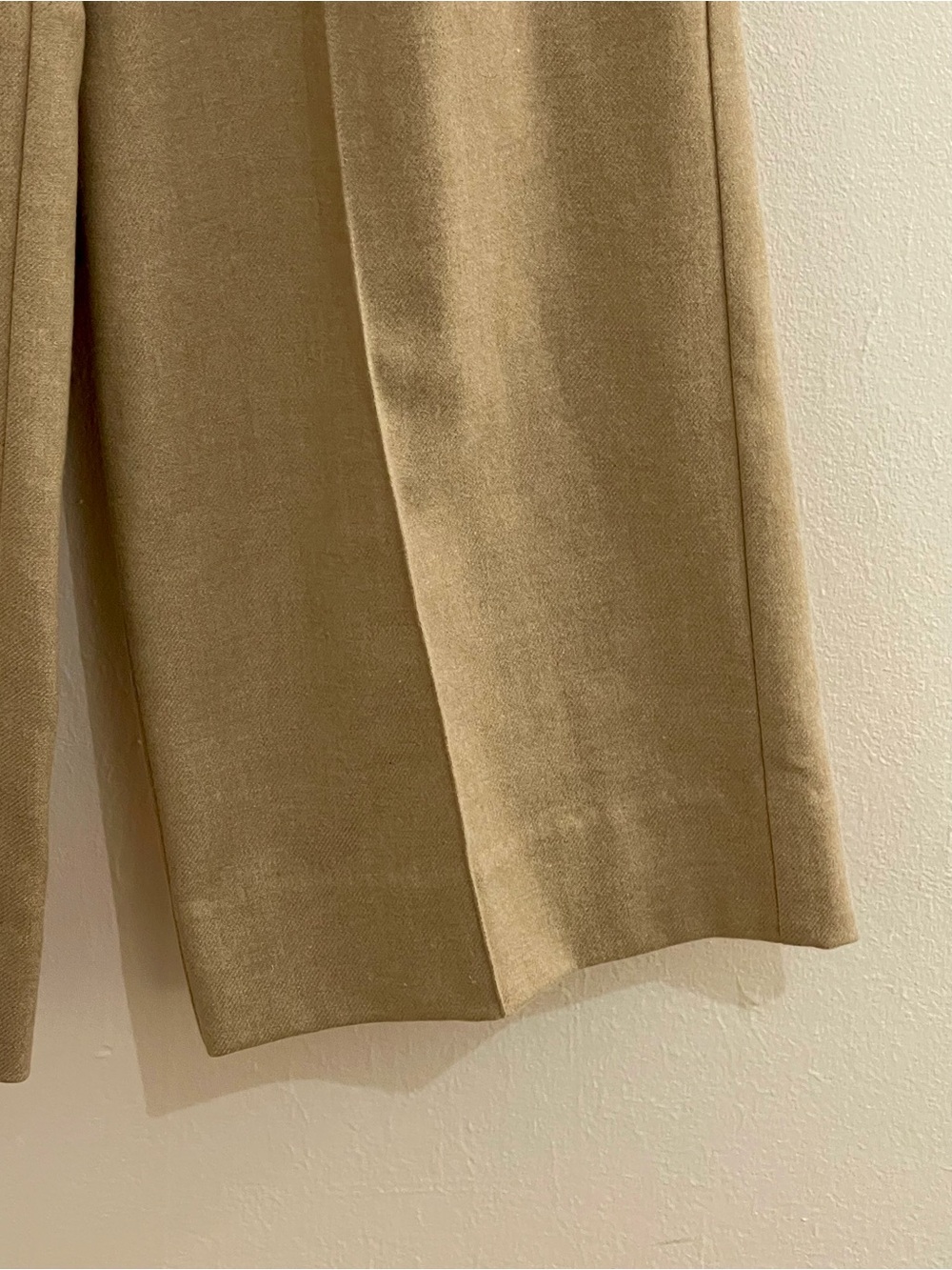 Vince Italian Wool Blend Pull-On Wide Leg Pants Medium Camel - Picture 3 of 8